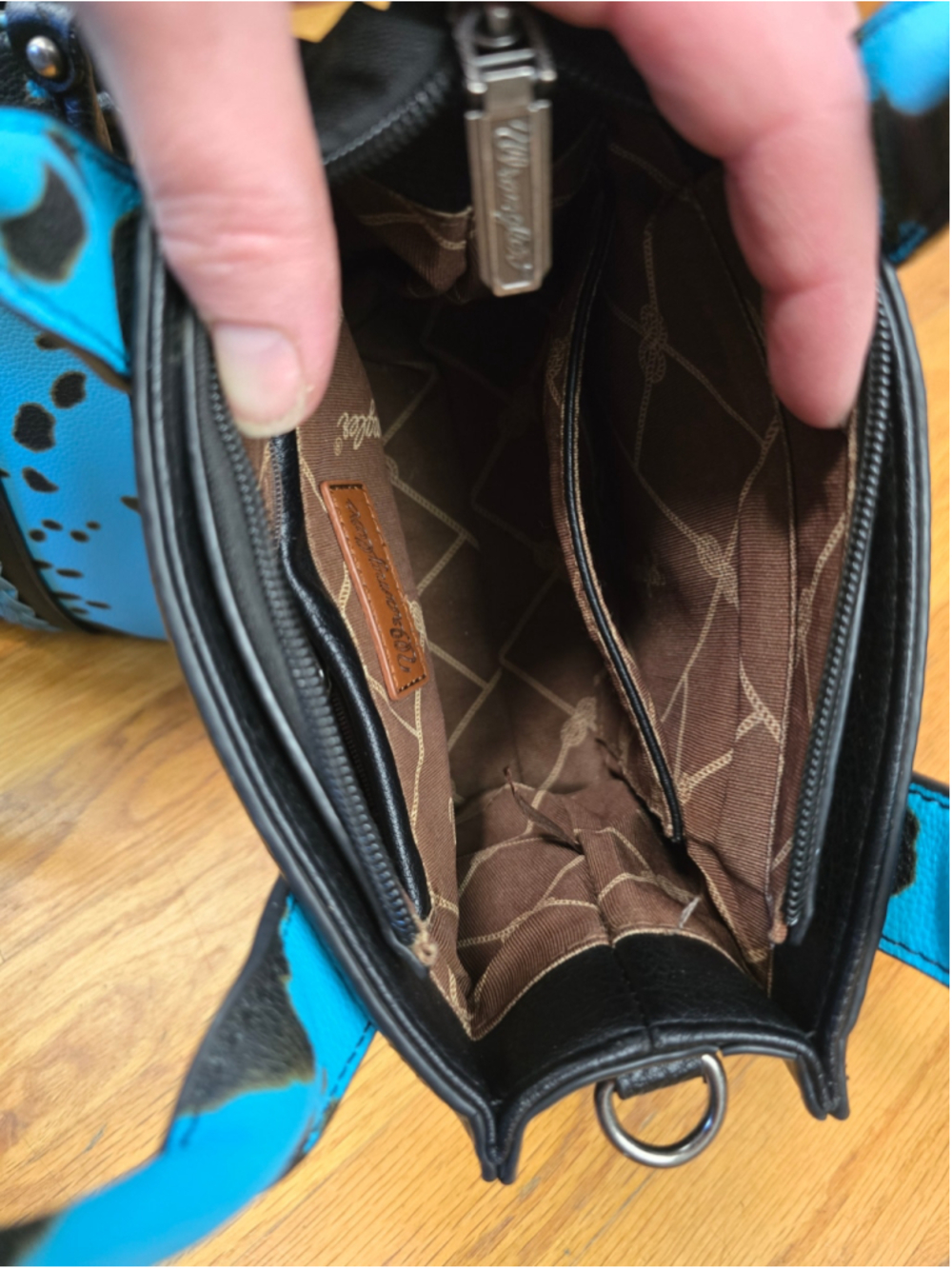 Wrangler Turquoise Cow Print Western Purse Matching Mini Bag Set - Picture 9 of 9